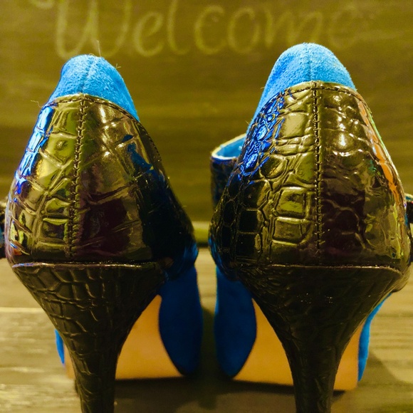 BAMBOO Blue Fx Suede & Black Patent Whimsy Goth Buckle Mary Jane High Heels~7 - Picture 10 of 14